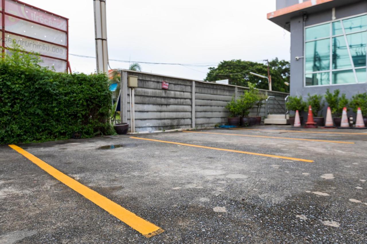 24@Home Hotel Nonthaburi Exterior photo